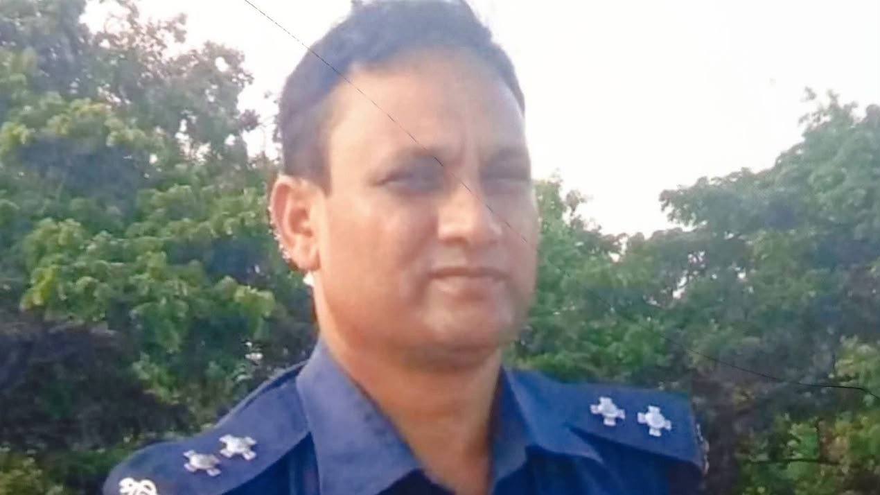 পাবনায় থানায় অসুস্থ হয়ে এসআই আবুল কালাম আজাদের মৃত্যু
